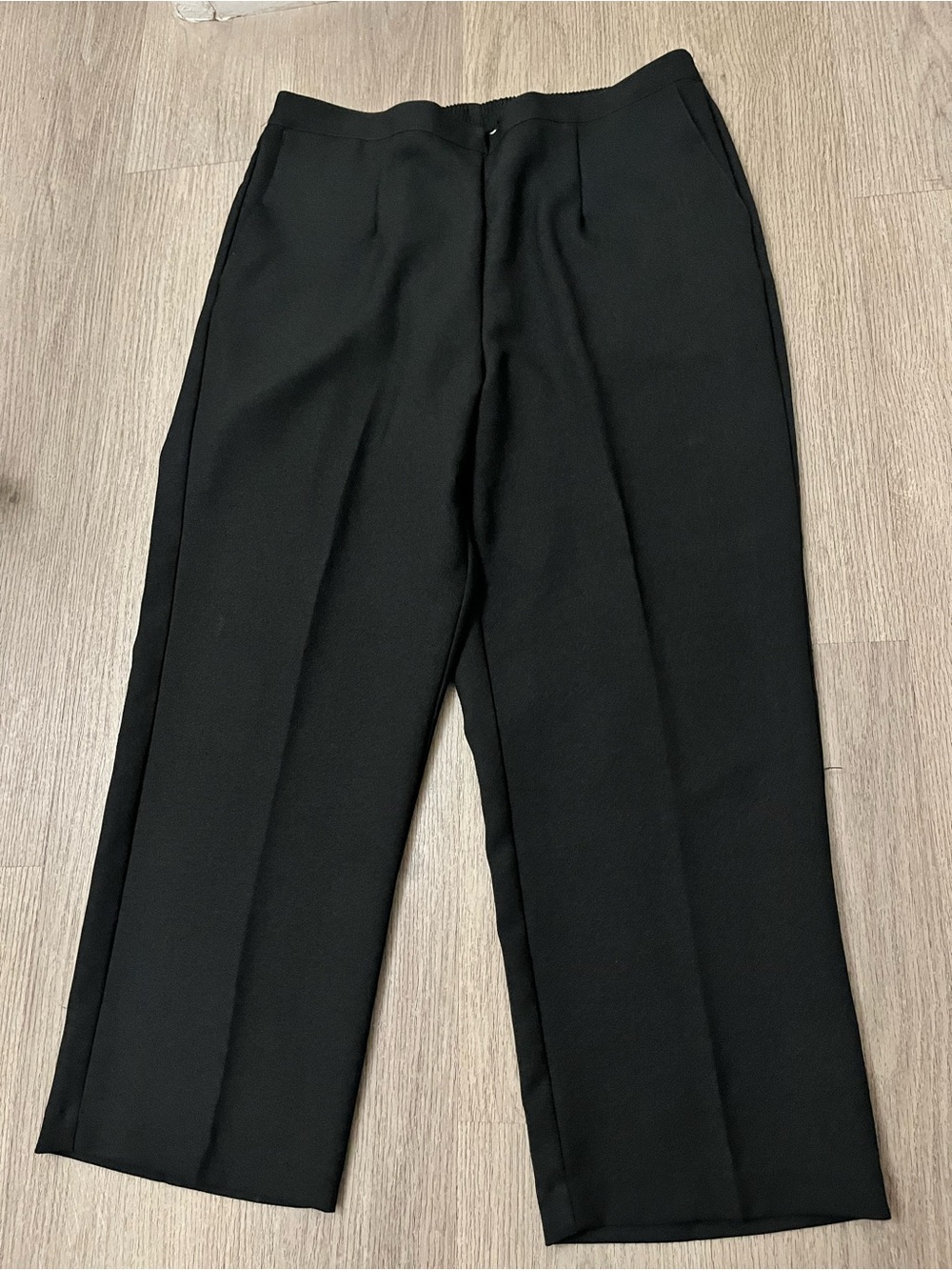 Alfred Dunner Black Straight-Leg Dress Pants Elastic Waist Back
